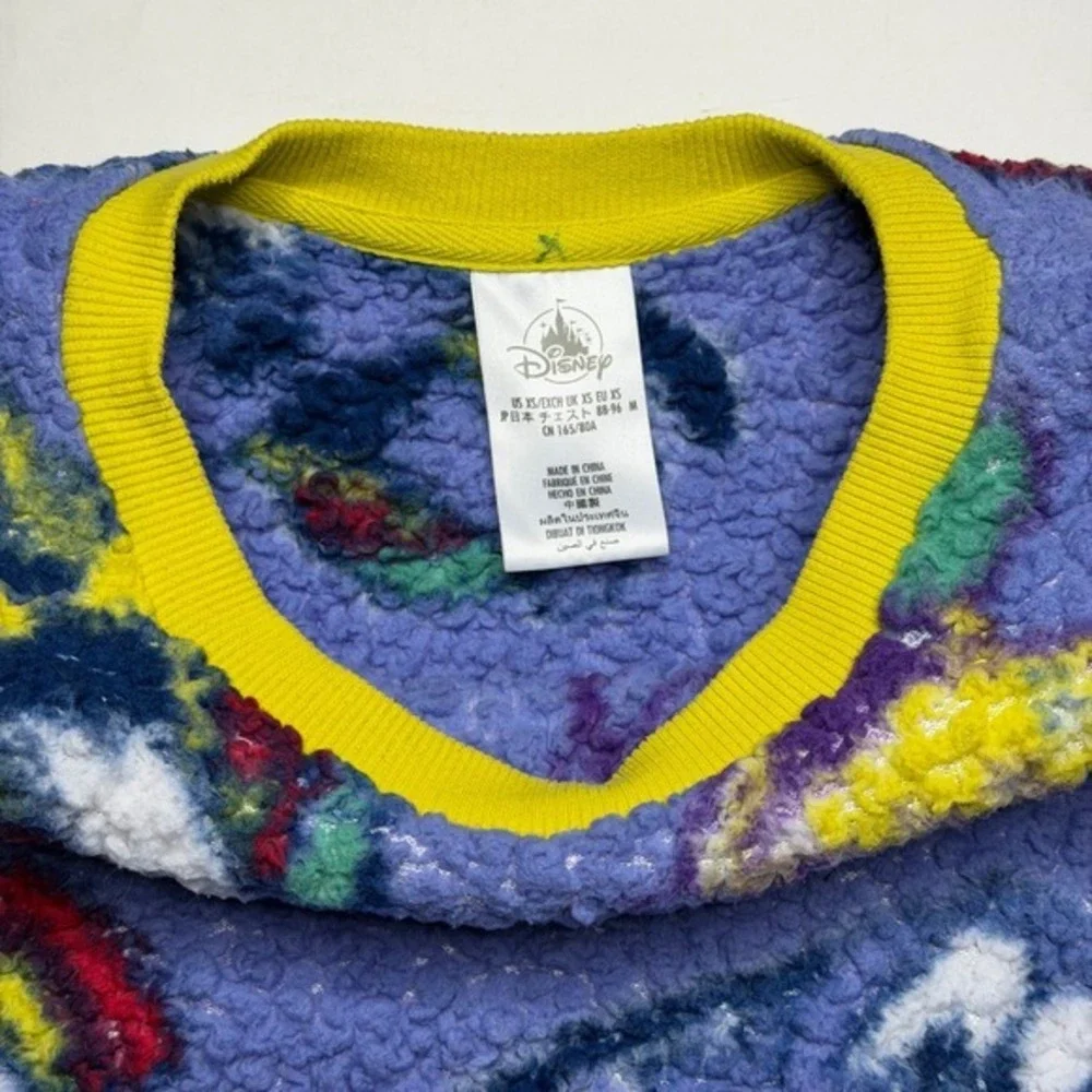 Disney sweater‎